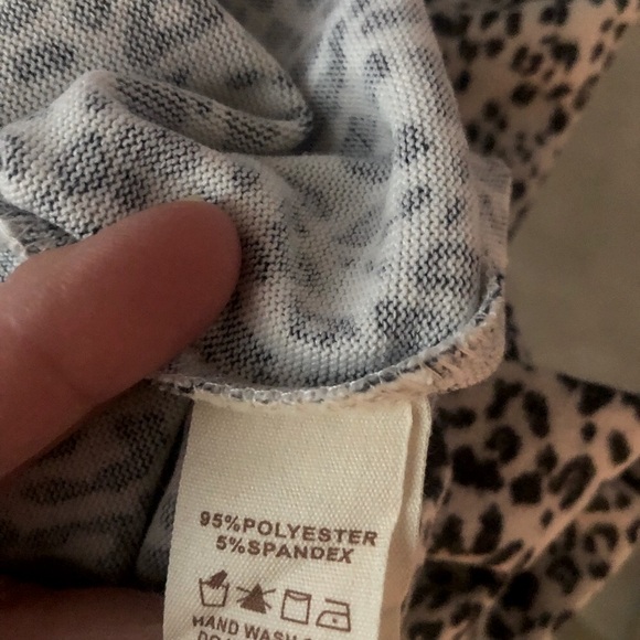 Hem & Thread Leopard Scoop Neck Sweater with Dolman Sleeves - Picture 4 of 4